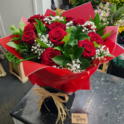 For My Sweetheart - 12 luxury red roses and fabulous foliage are all you need to make a grand romantic gesture to your sweetheart.