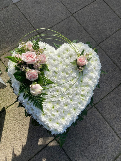 Heart SYM - Heart for funeral 
You can choose any colours of flowers and ribbon .